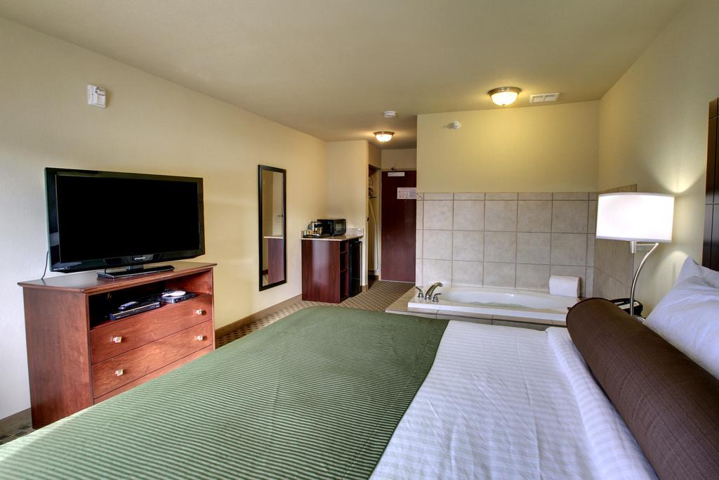 Cobblestone Inn & Suites - Гартінгтон Екстер'єр фото